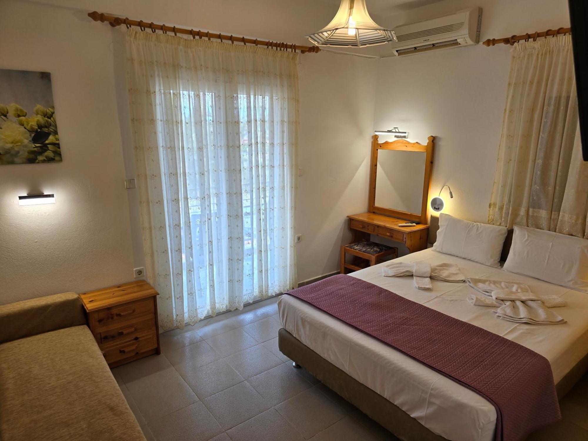 Itamos House Vourvourou Hotel Room photo