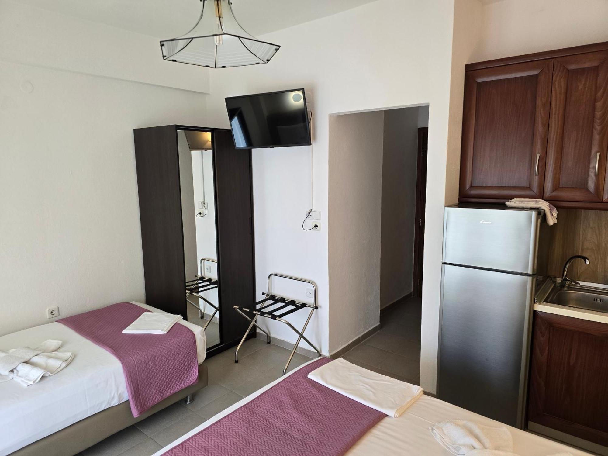 Itamos House Vourvourou Hotel Room photo